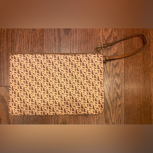 Anne Klein Handbags - Anne Klein Signature Wristlet New Vintage Brown/Tan AK Pattern Zip Top Lined